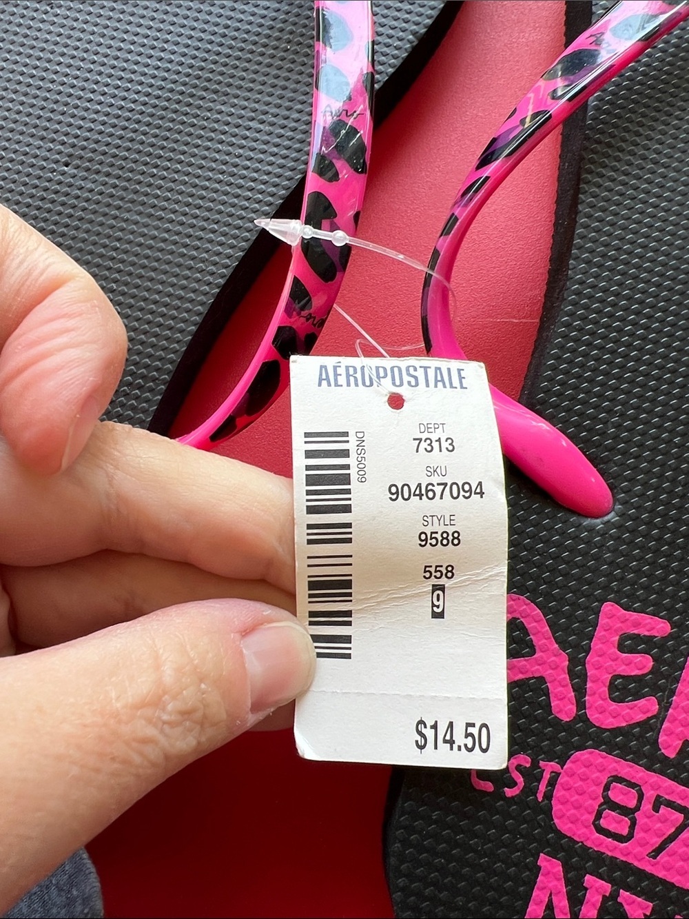 NWT Aeropostale aero flip flop sandals women’s 9 pink black leopard - Picture 2 of 3